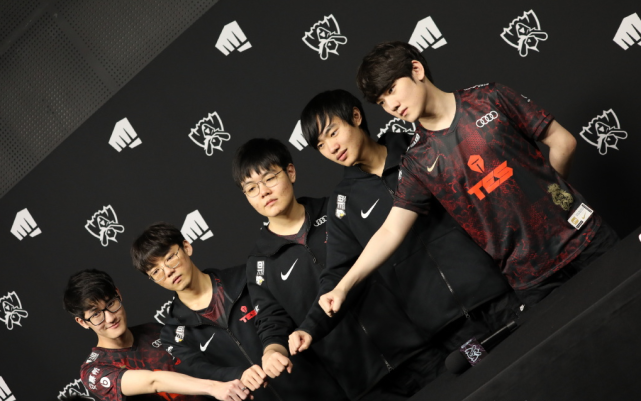 话中稳住防 话中稳住防