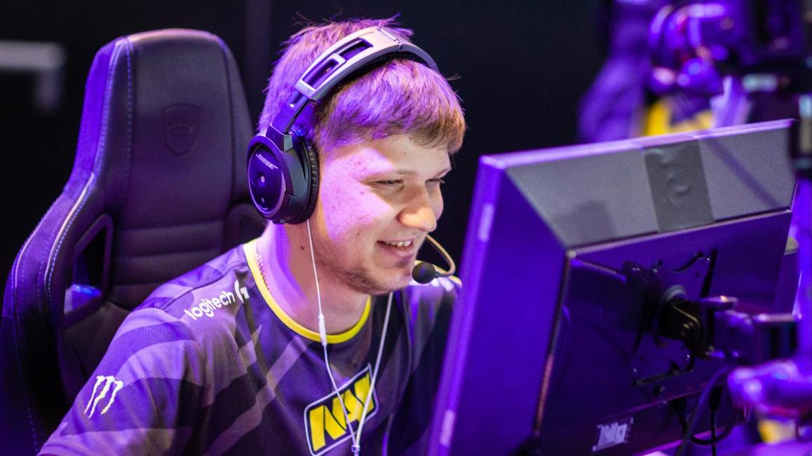 过侧翼插眼 过侧翼插眼